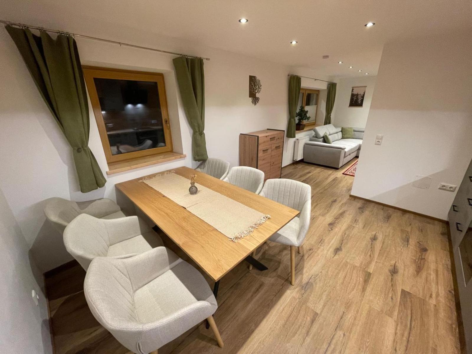 Gschwandtl Apartament *